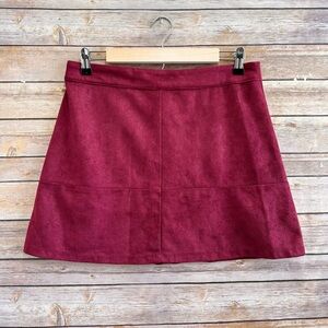 Lulus Skirt Women’s Size Medium Burgundy Faux Suede Mini